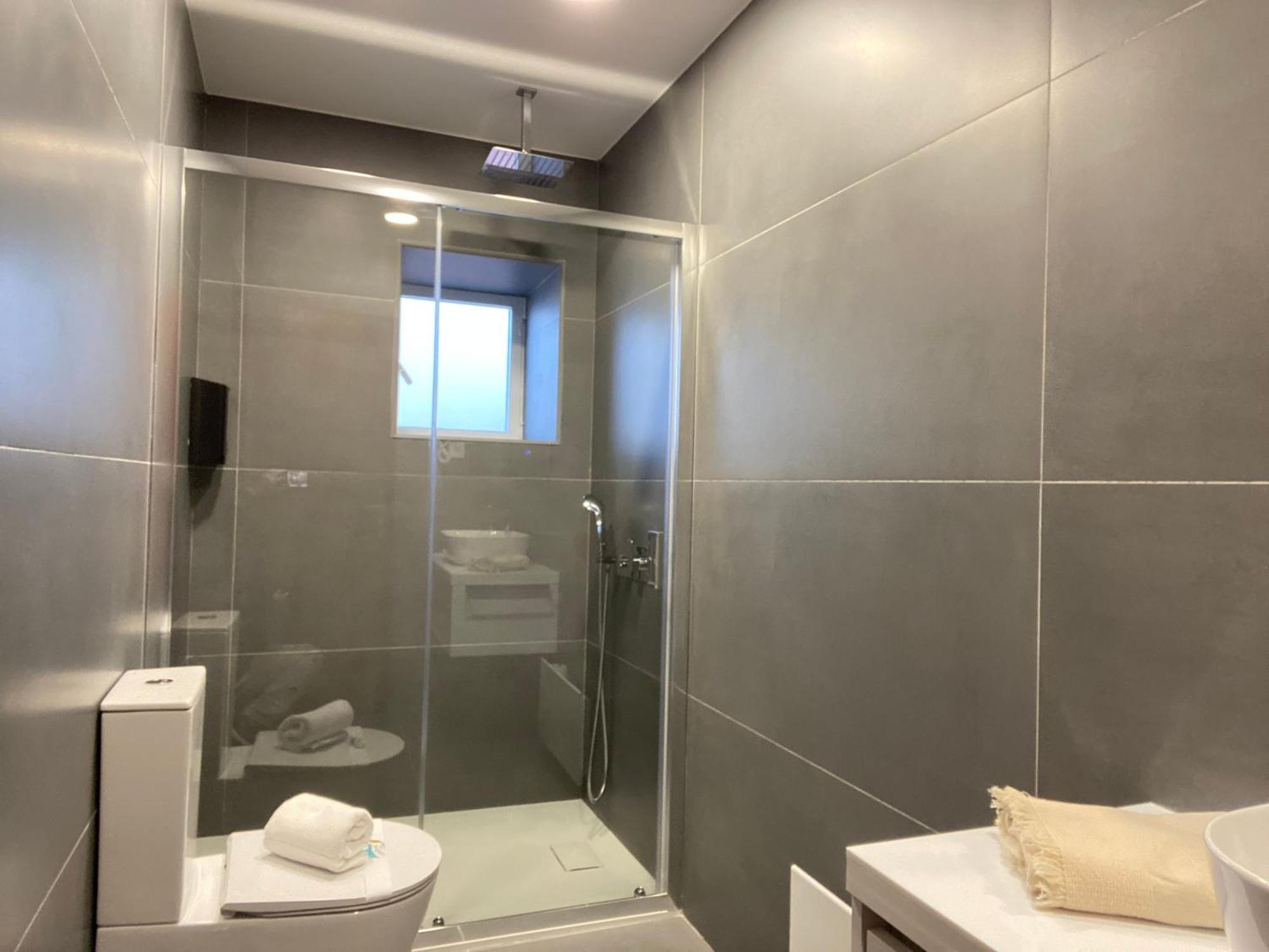 Steps To Beach 4Beds -Ac Self Check-In 2024 Reno Nazaré Exterior foto